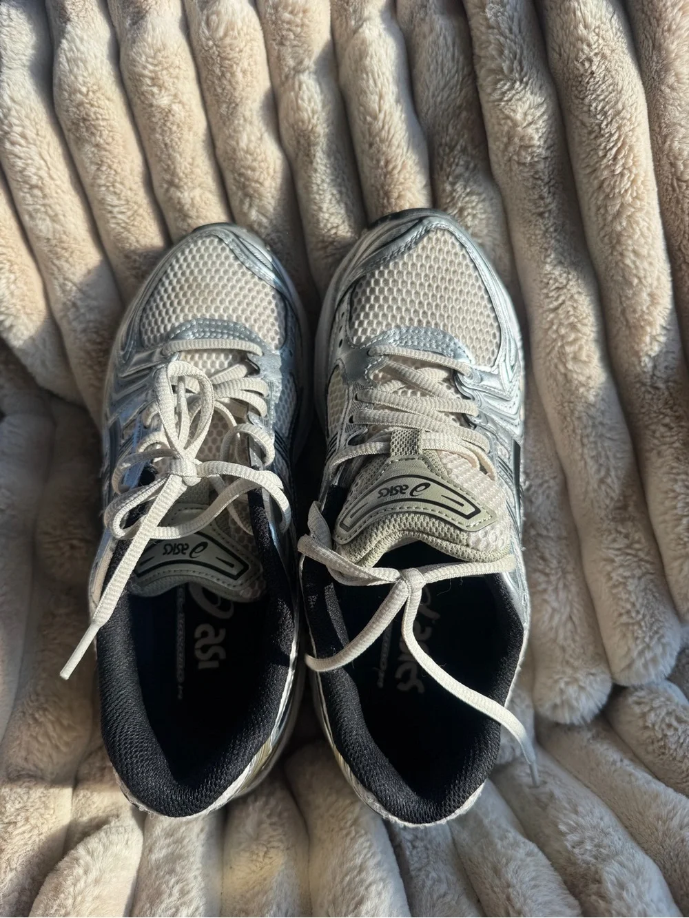 Asics gel-kayano 14